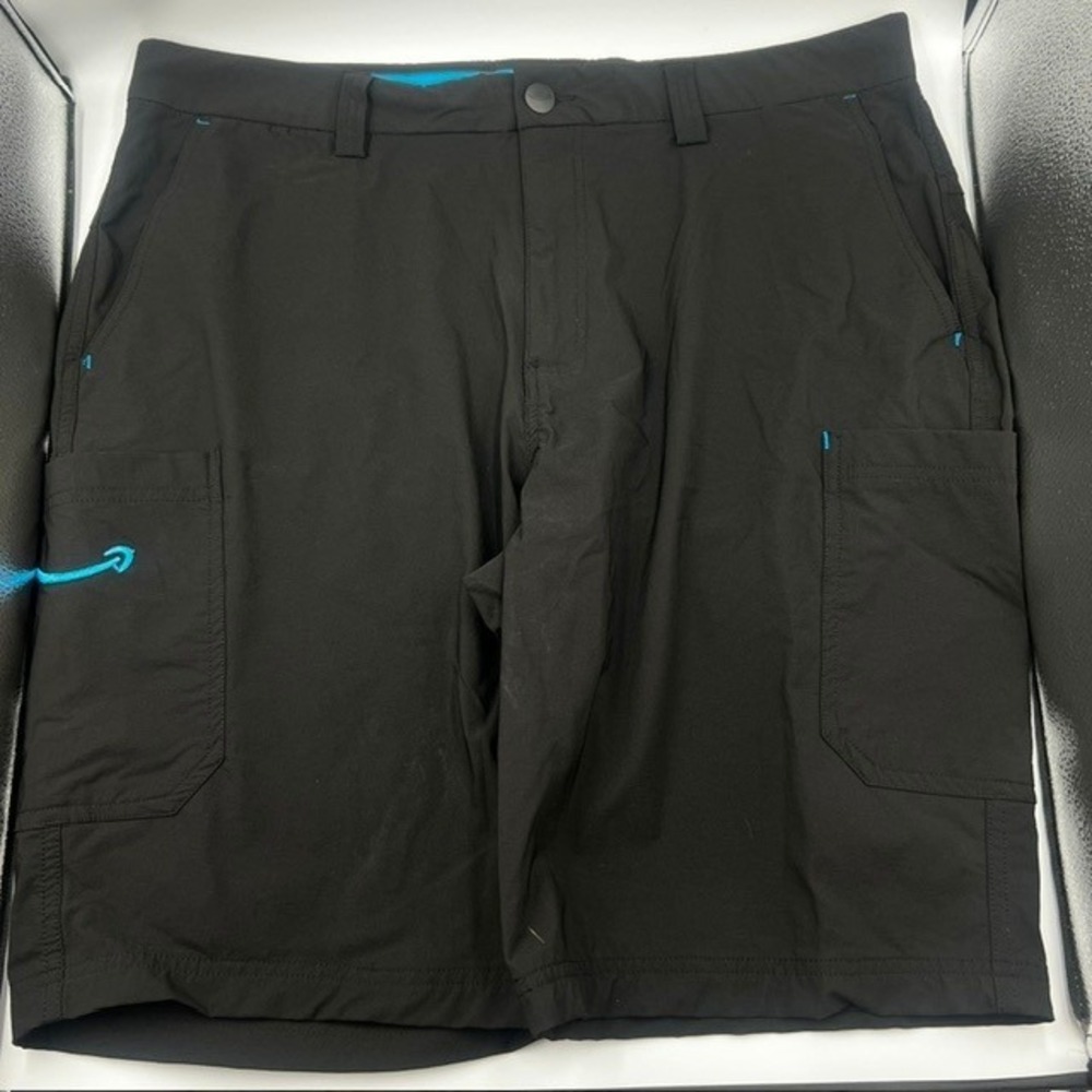 Luly Yang 10" Black Delivery Driver Cargo Shorts Size XL 37-40